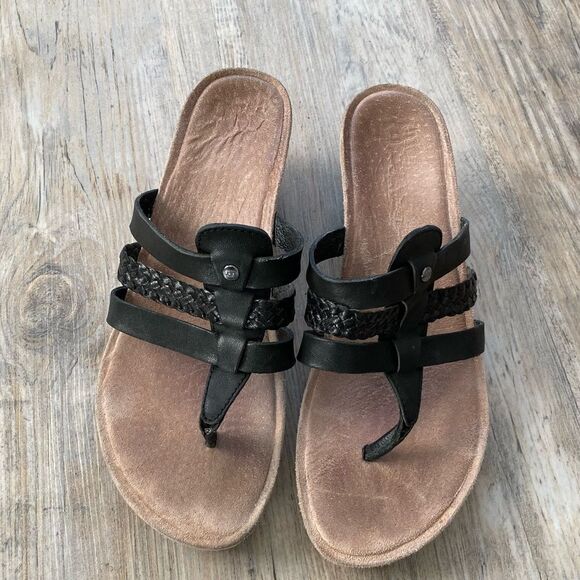 UGG Maddie Black Braided Wedge Heel Sandals Size 7 - Picture 5 of 8
